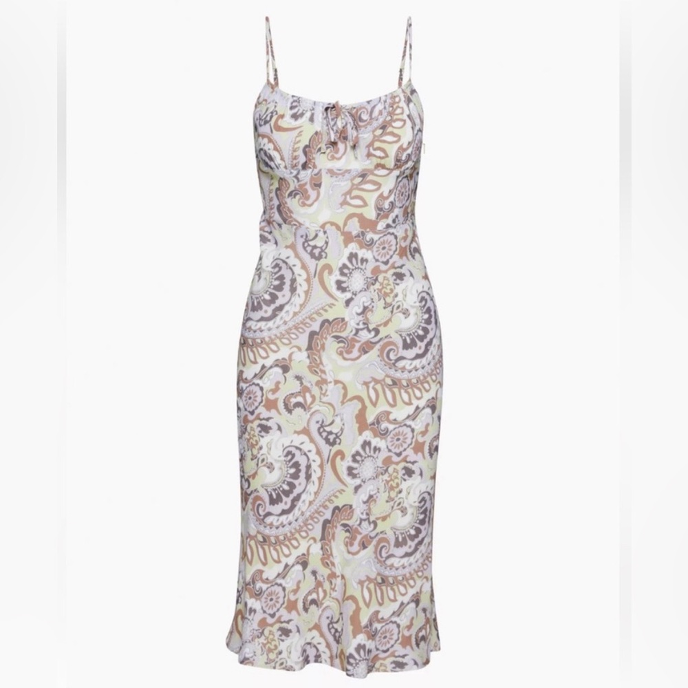 Aritzia Wilfred Bellow Midi dress. NWT!